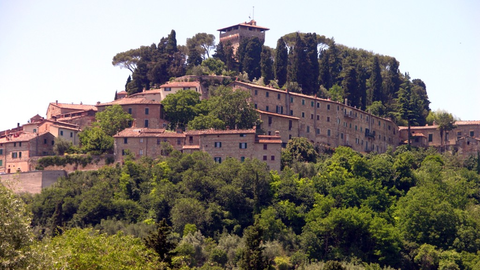 Cetona stad