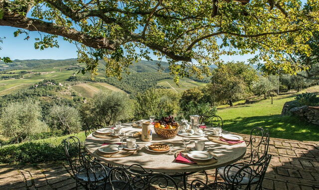 Dineren met een uitzicht bij Camporempoli