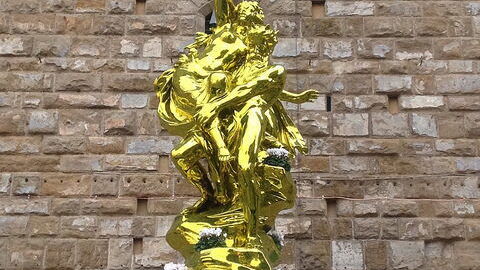 Koons' werk buiten aan Palazzo Vecchio