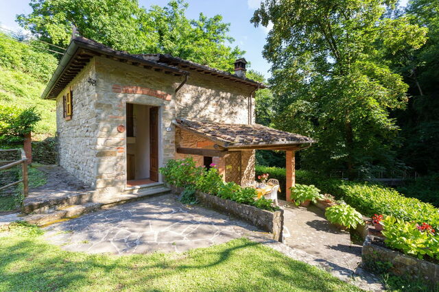 La Ripresa, buitenkant