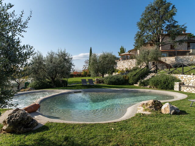 Villa L'elsa Beautiful Country Home, zwembad