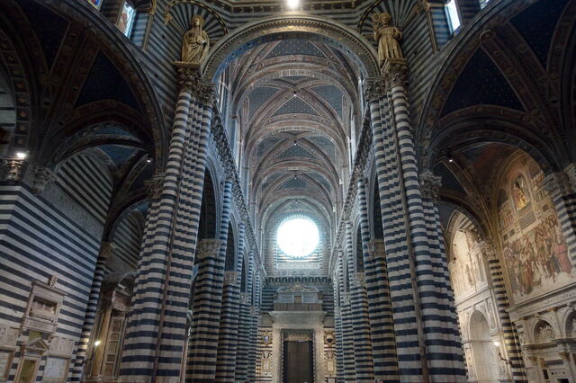 Binnenkant van de Duomo, Siena