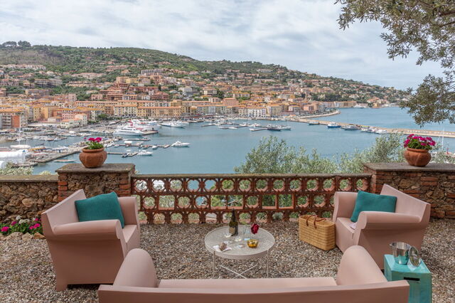 Uitzicht vanaf Villa Fior di Roccia