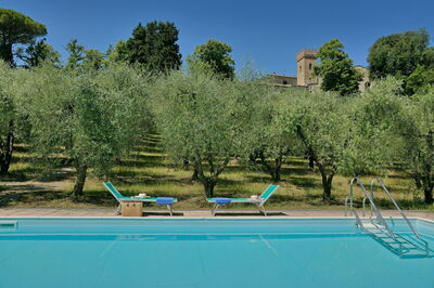 Torre Di Montelopio, zwembad