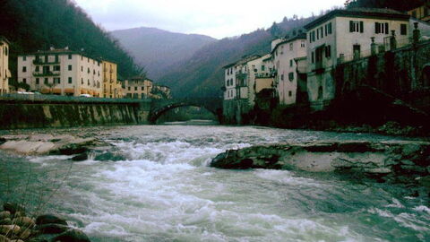Serchio Rivier in Bagni di Lucca