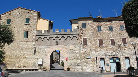 Poort naar Suvereto