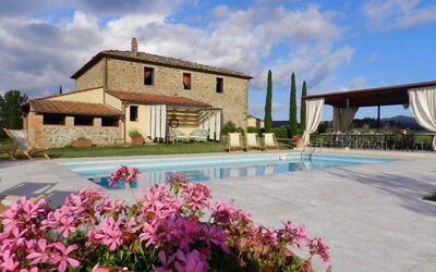 Villa Felciai, buitenkant