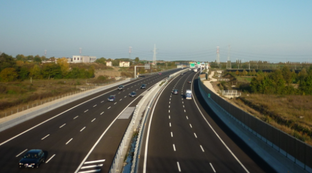zicht op Italiaanse snelweg