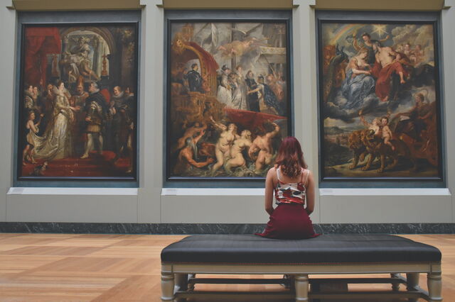 In het museum