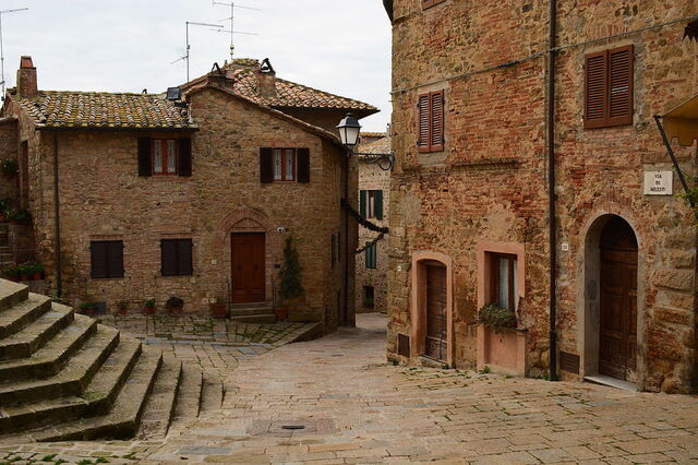 straat in Monticchiello