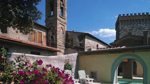 Volognano, buitenkant