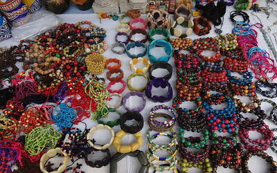 Kunst- en ambacht stalletjes in Forte dei Marmi