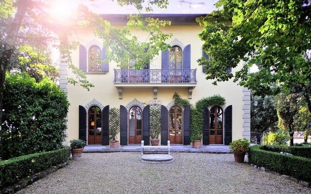 Villa Sode, buitenkant