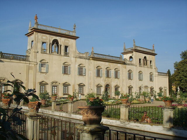 Voorkant van Villa Guicciardini Corsi Salviati