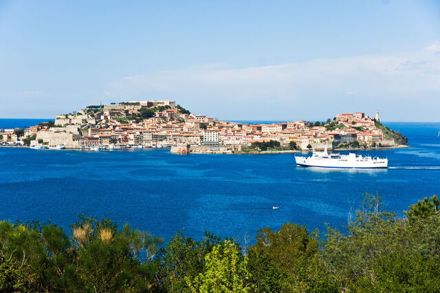 Zicht op het Eiland Elba