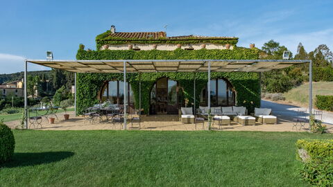 Villa Bagnoli, buitenkant