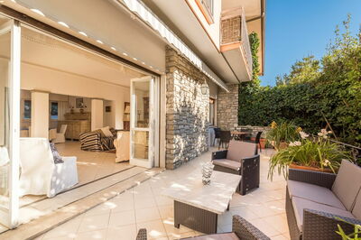 Terras, Villa Barbiera