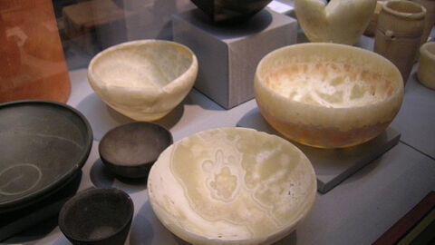 delicate alabaster kommen