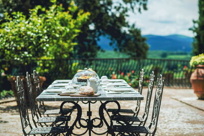 Villa Staggia, al fresco dineren
