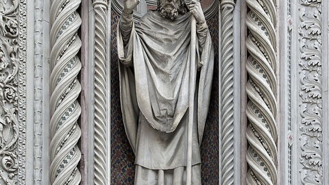 Beeld van Sint Zanobius
