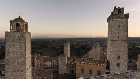 Torre, buitenkant