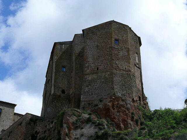 Sorano Vesting