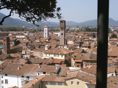 Uitzicht Torre Guinigi, Lucca