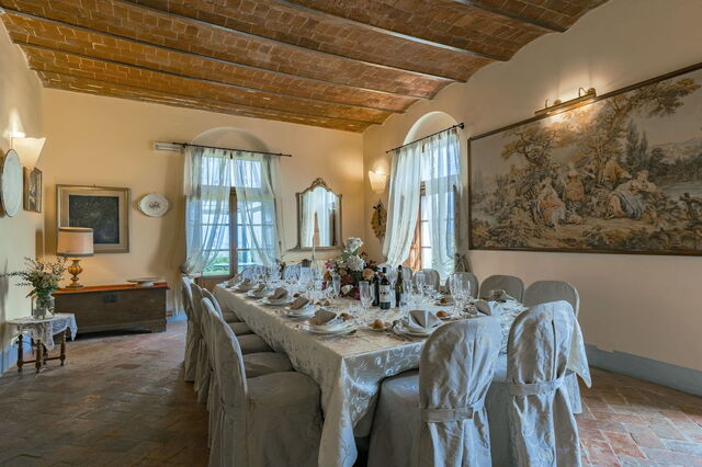 Villa Dei Michelangioli a Brolio, dining room