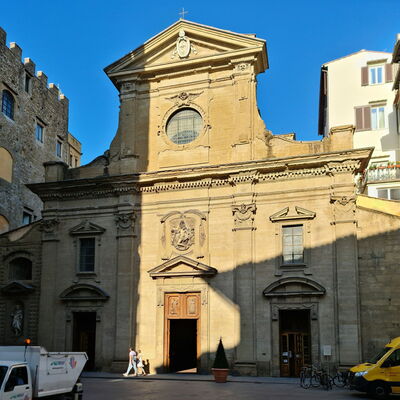 Santa Trinita, buitenkant