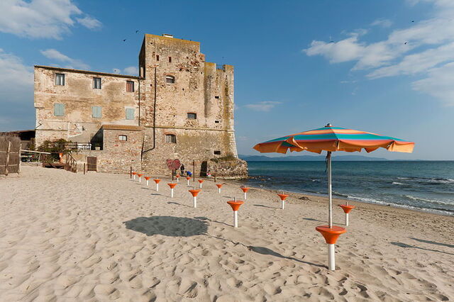 Blauwe vlag strand Piombino