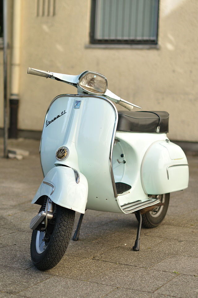 klassieke vespa uit de jaren '60
