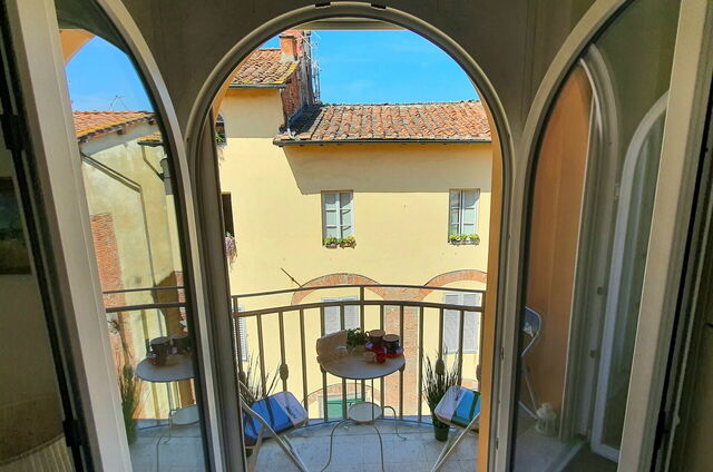 Sui Tetti Di Lucca, Balkon