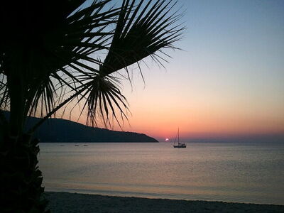 eiland elba strand zonsondergang