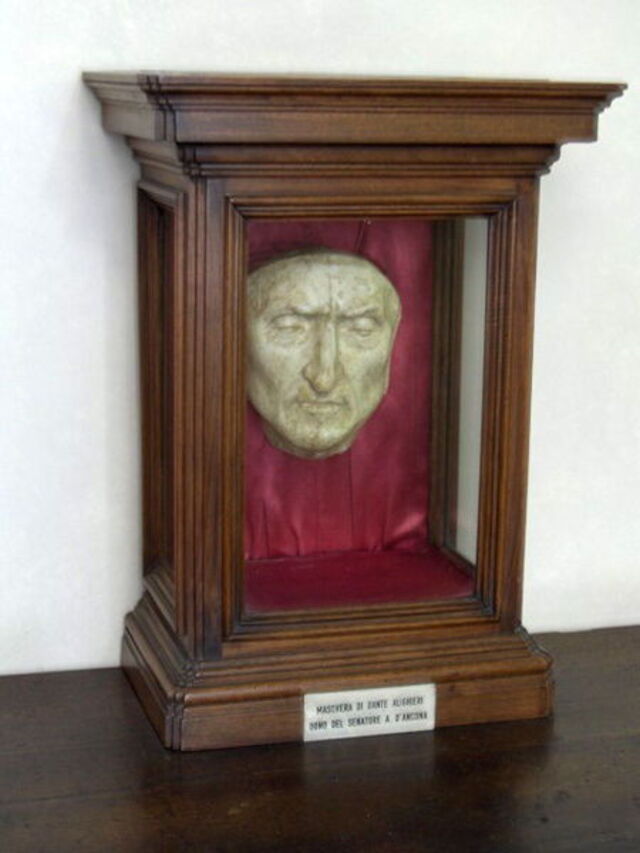 Dante's dodenmasker in het palazzo vecchio