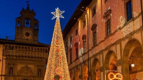 Piazza Grande in Arezzo tijdens kerst