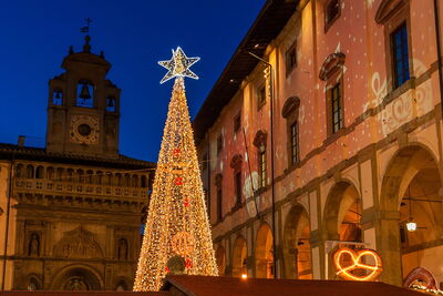 Piazza Grande in Arezzo tijdens kerst