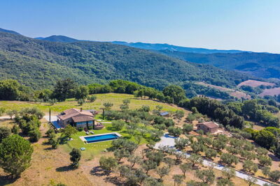 Podere Boscherini, buitenkant