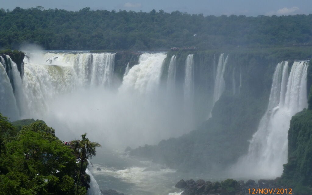 The Devil's throat - Iguasu falls
