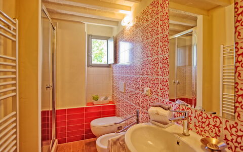 Villa Marietta: Kamer, Badkamer, Eigendom, Interieur Ontwerp, Huis, Onroerend Goed, Gebouw, Huis, Gordijn, Architectuur