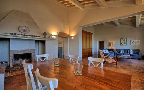 Casa Olivia: Eigendom, Kamer, Gebouw, Houten Vloer, Interieur Ontwerp, Huis, Hardwood, Meubilair, Verdieping, Onroerend Goed