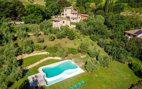 Villa Ardene: Fabriek, Gebouw, Boom, Natuur, Natuurlijk Landschap, Plantkunde, Vegetation, Gras, Land Lot, Stedelijk Ontwerp