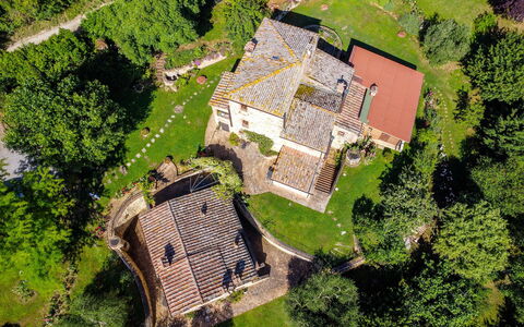 Villa Ardene: Eigendom, Gebouw, Fabriek, Groen, Land Lot, Natuurlijk Landschap, Architectuur, Stedelijk Ontwerp, Boom, Gras
