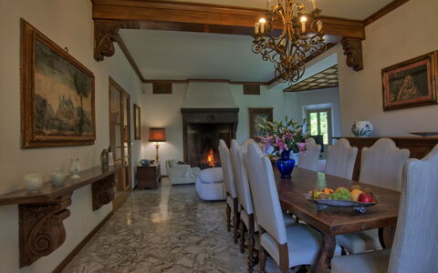 Il Poggio Di Patrignone: Eigendom, Kamer, Gebouw, Eetkamer, Interieur Ontwerp, Onroerend Goed, Plafond, Huis, Meubilair, Landgoed