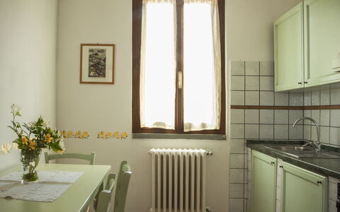 Fattoria Di Quercia Al Poggio: Kamer, Eigendom, Wastafel, Keuken, Interieur Ontwerp, Meubilair, Huis, Gebouw, Countertop, Cabinetry