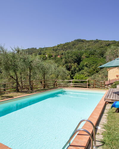 Villa Mastiano: Zwembad, Eigendom, Onroerend Goed, Huis, Vrije Tijd, Landgoed, Gebouw, Vakantie, Huis, Backyard