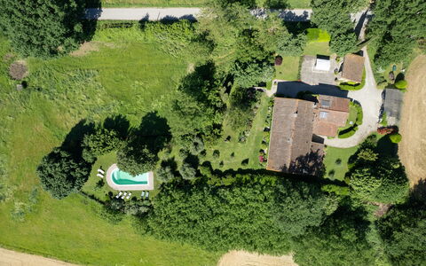 La Forra: Eigendom, Fabriek, Natuurlijk Landschap, Land Lot, Stedelijk Ontwerp, Biome, Gras, Landschap, Groundcover, Grasland