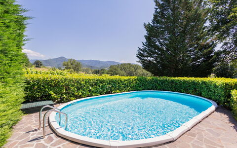 I Pioppi: Zwembad, Eigendom, Blauw, Huis, Azure, Onroerend Goed, Water, Plantkunde, Vrije Tijd, Gras