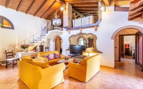 I Pioppi: Eigendom, Gebouw, Kamer, Interieur Ontwerp, Onroerend Goed, Landgoed, Lobby, Architectuur, Boog, Huis