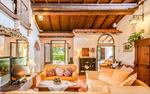 I Pioppi: Woonkamer, Kamer, Eigendom, Plafond, Interieur Ontwerp, Gebouw, Meubilair, Huis, Huis, Onroerend Goed