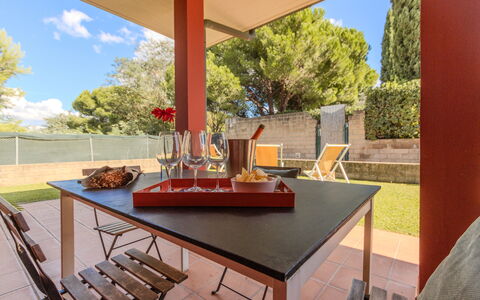 Scarlino Summer Village: Meubilair, Stoel, Buitenmeubels, Schaduw, Beits, Tuin, Buitentafel, Keuken En Eettafel, Backyard, Landscaping